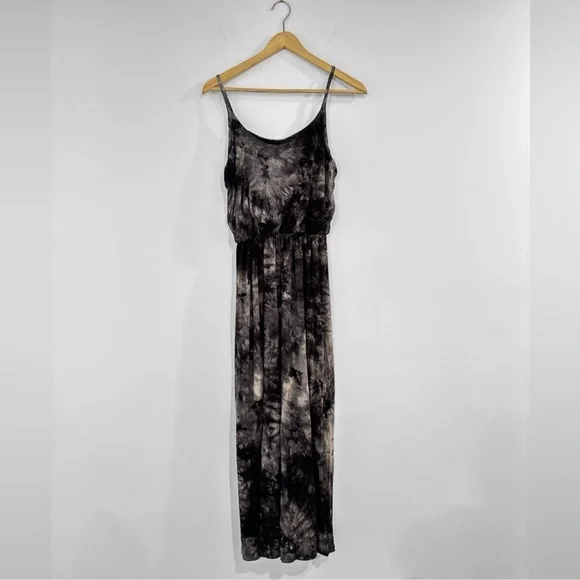 44- Olivia Rae sleeveless midi dress women’s size small - Picture 3 of 4